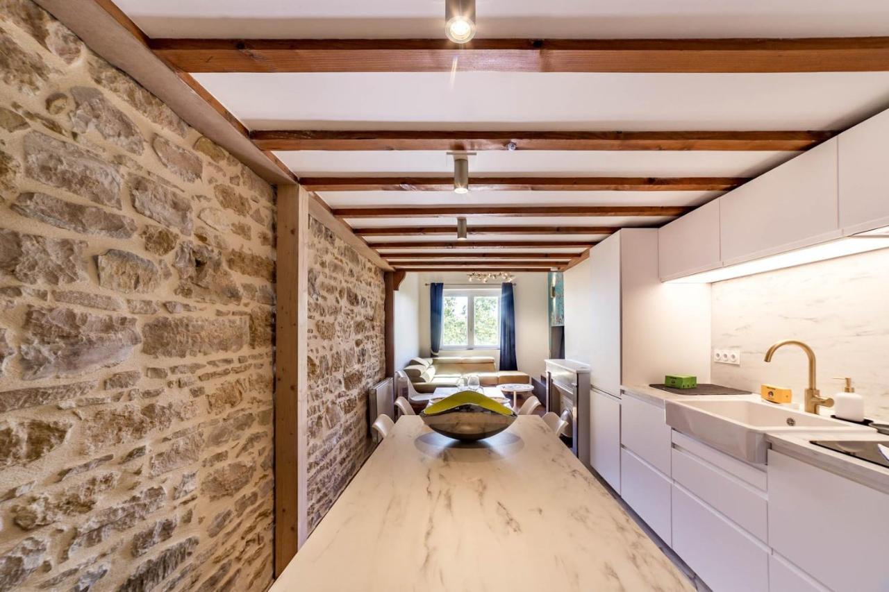 High-End Apartment Overlooking The Quays Ail リヨン エクステリア 写真